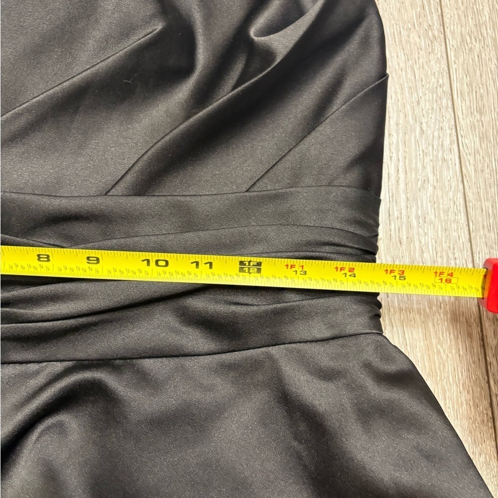 Davi’s Bridal Elegant Black Strapless Dress - Picture 5 of 16